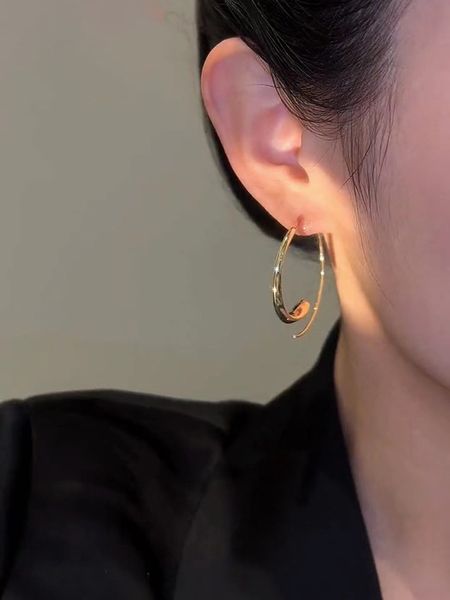 14K Gold-plated Luxuary Threader Earrings